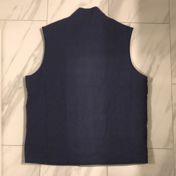Men’s Peter Millar Reversible Vest - Picture 6 of 12